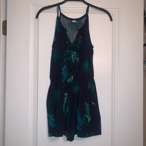 Old Navy Romper Petite XSP